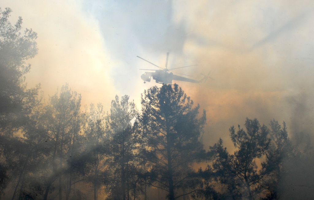 Weitere Dörfer wegen Waldbrand evakuiert