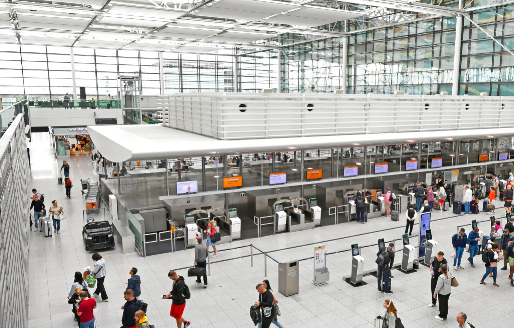 Münchner Flughafen erwartet mehr als sechs Millionen Reisende