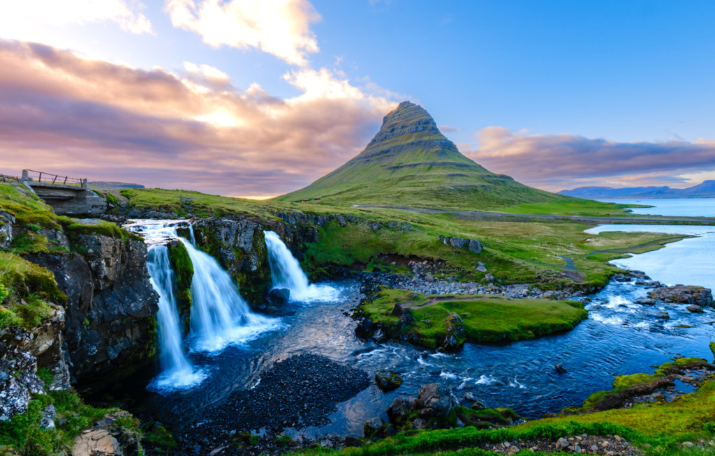 Wolters und Icelandair schulen Counter-Profis zu Island