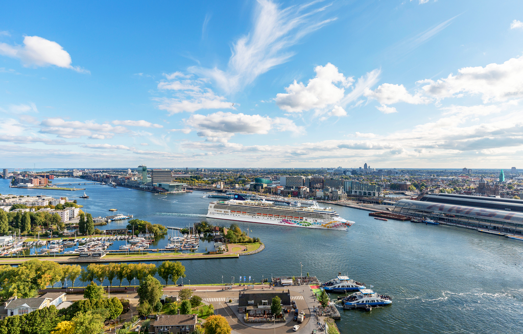 Norwegian Pearl begrüßt ihren neuen Heimathafen