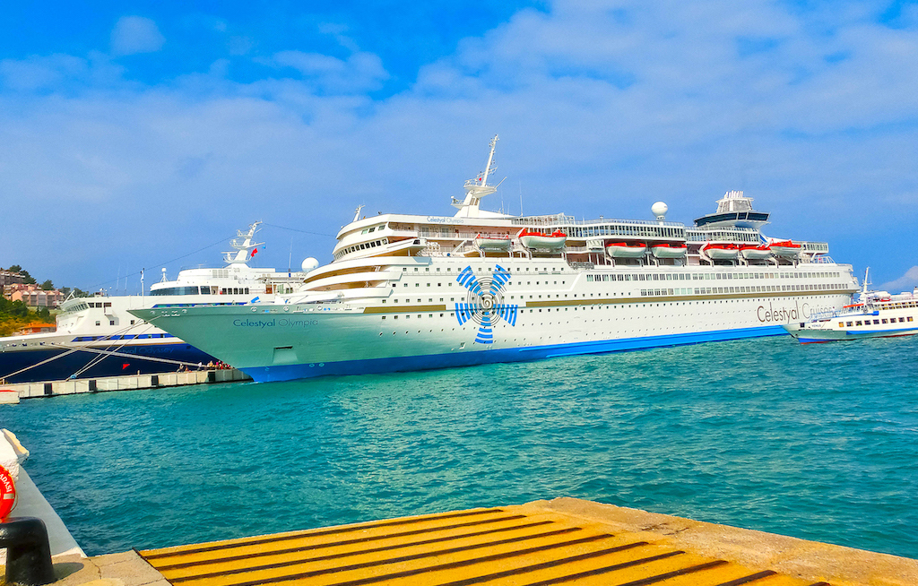 Inter-Connect vertritt Celestyal Cruises
