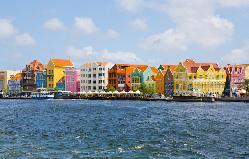 Curaçao legt Expedienten-Raten auf