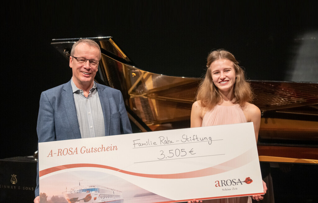 Silvestergäste unterstützen soziale Projekte