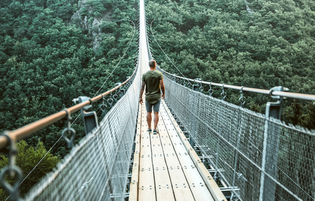 Längste Fußgänger-Hängebrücke der Welt
