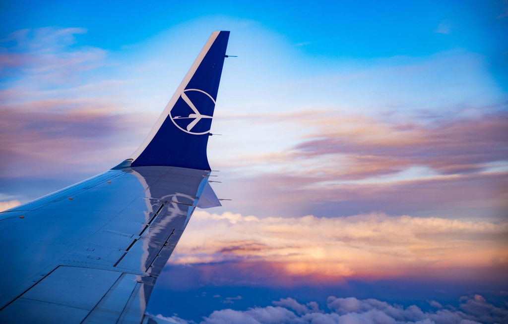 LOT Polish Airlines erweitert Winterflugplan um Rovaniemi und Málaga