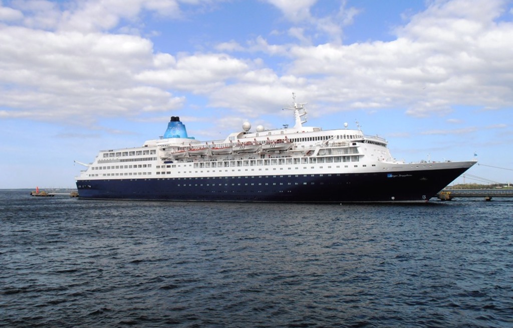 Anex Tour kauft die Saga Sapphire