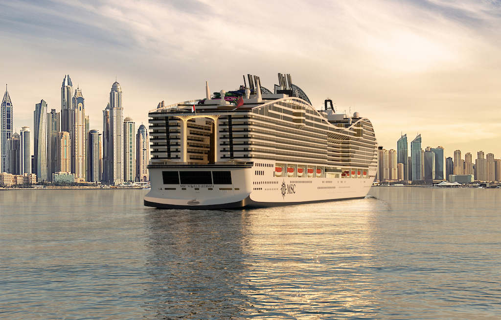 MSC tauft das neue Flaggschiff in Katar