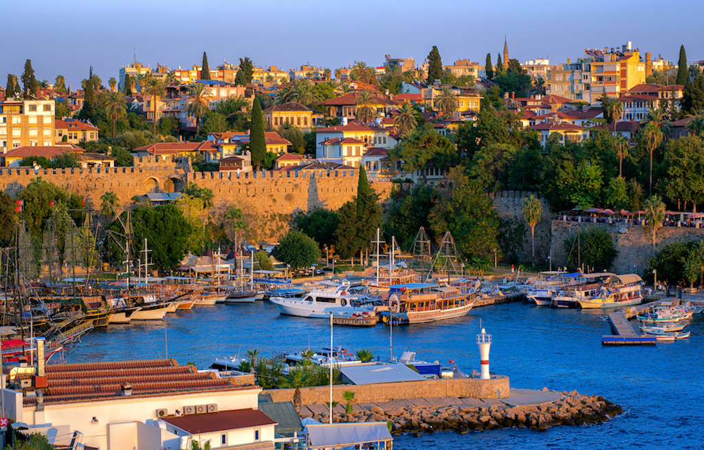 Alltours präsentiert Programm in Antalya