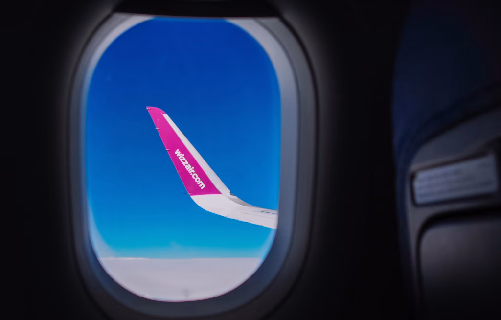 Mehr Auswahl bei der Flugbuchung: Amadeus erweitert seine Plattform um das Angebot von Wizz Air