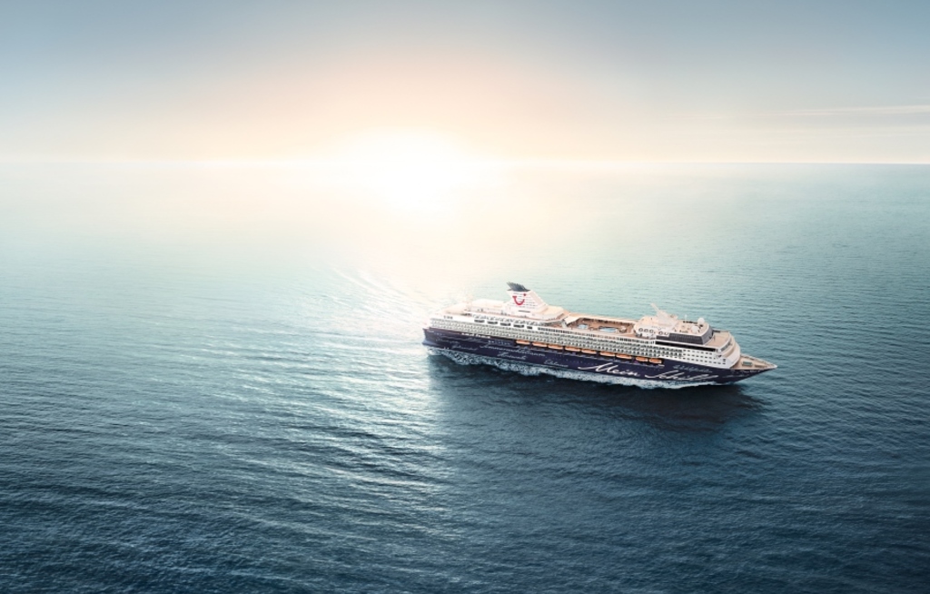 TUI Cruises rechnet Umsätze doppelt an